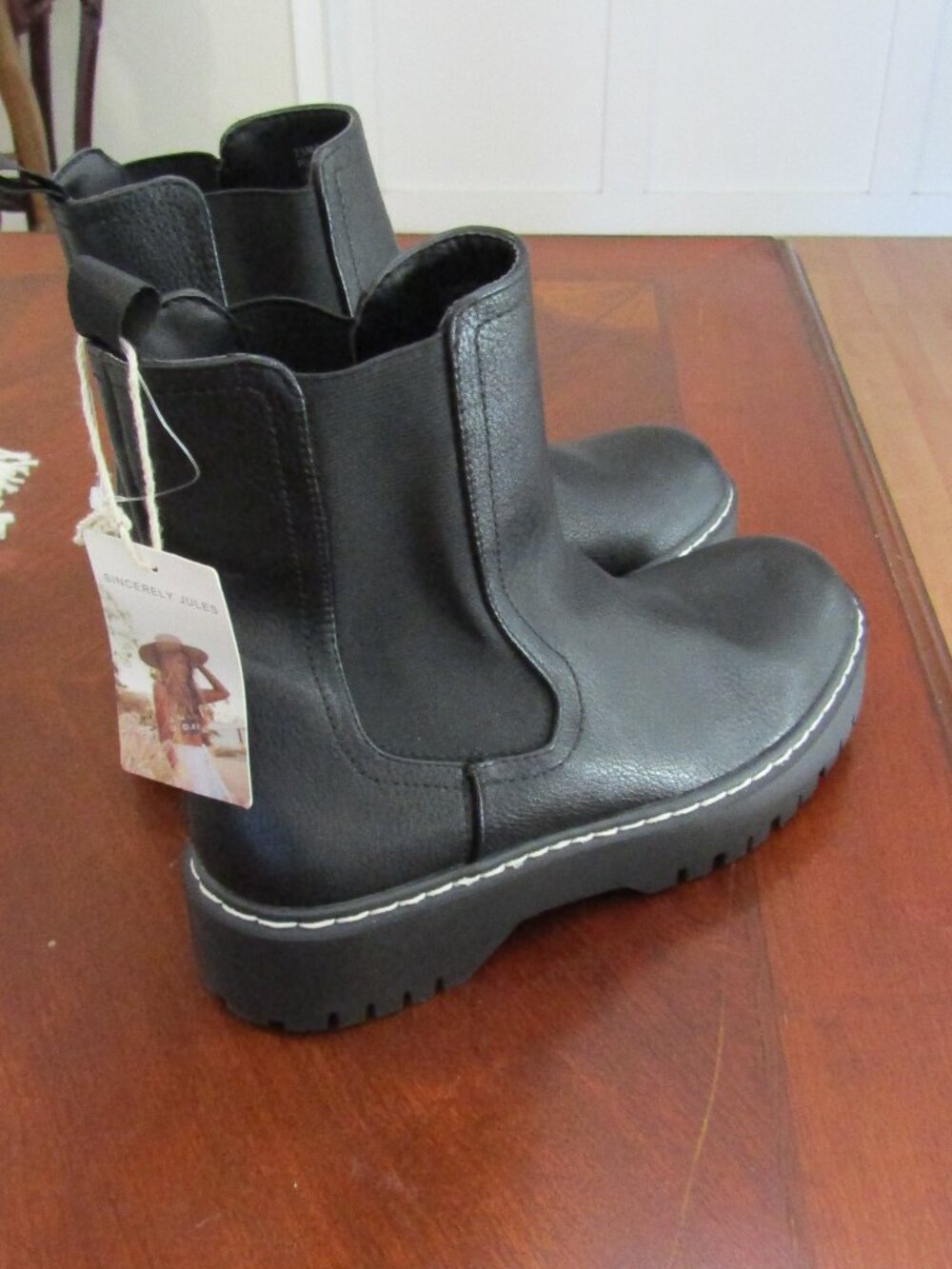 Sincerely Jules Black Platform Boots 7.5M